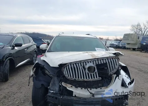 2011 Buick Enclave 1Xl z USA, uszkodzony, nr VIN 5GAKRBED1BJ376131